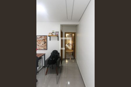 Casa à venda com 235m², 3 quartos e 6 vagasCorredor dos quartos