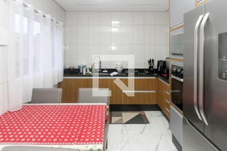 Casa à venda com 235m², 3 quartos e 6 vagasCozinha