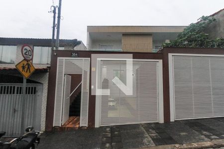 Casa à venda com 235m², 3 quartos e 6 vagasFachada