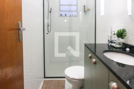 Casa à venda com 235m², 3 quartos e 6 vagasBanheiro Social