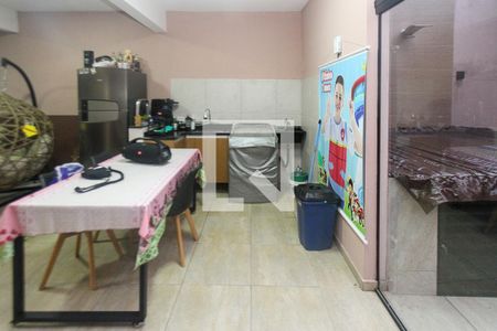 Casa à venda com 235m², 3 quartos e 6 vagas Salão de festas