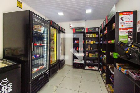 Apartamento para alugar com 45m², 2 quartos e 1 vaga Apartamento para alugar com 45m², 2 quartos e 1 vagaMini Mercado