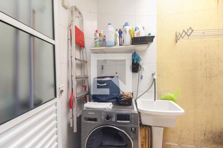 Casa de condomínio à venda com 98m², 3 quartos e 1 vagaÁrea de Serviço 