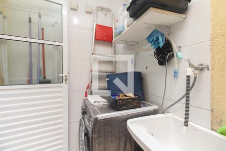 Casa de condomínio à venda com 98m², 3 quartos e 1 vagaÁrea de Serviço 