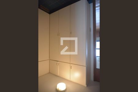 Apartamento à venda com 270m², 4 quartos e 2 vagasQuarto de Serviço