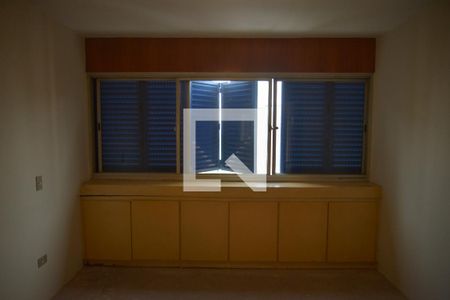 Apartamento à venda com 270m², 4 quartos e 2 vagasQuarto 3