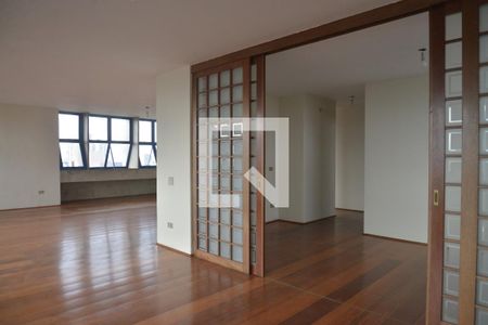 Apartamento à venda com 270m², 4 quartos e 2 vagasSala
