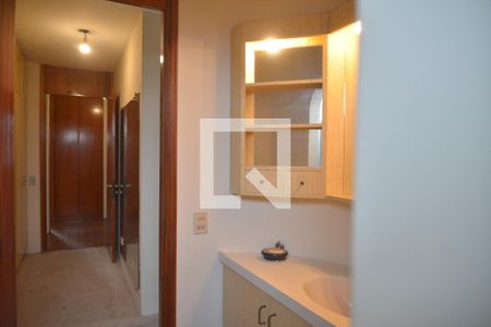 Apartamento à venda com 270m², 4 quartos e 2 vagasBanheiro