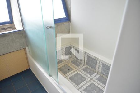 Apartamento à venda com 270m², 4 quartos e 2 vagasBanheiro 2