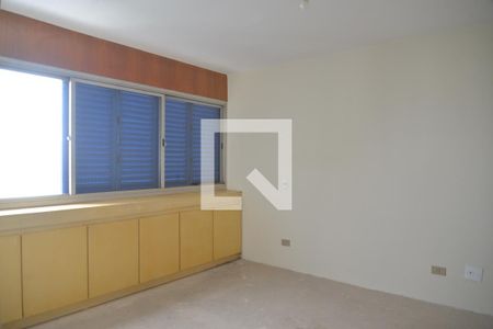 Apartamento à venda com 270m², 4 quartos e 2 vagasQuarto 4 Reversível 