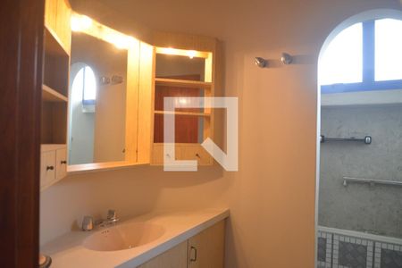 Apartamento à venda com 270m², 4 quartos e 2 vagasBanheiro