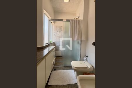 Casa de condomínio à venda com 385m², 4 quartos e 3 vagasSuíte 2