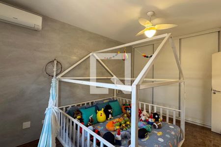 Casa de condomínio à venda com 385m², 4 quartos e 3 vagasQuarto 3