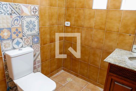 Casa à venda com 200m², 3 quartos e 2 vagasBanheiro