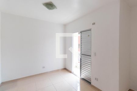 Quarto 1 de casa para alugar com 2 quartos, 80m² em Vila Ré, São Paulo