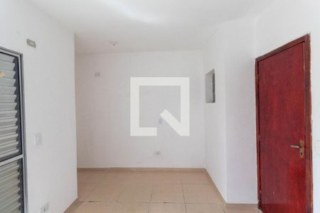 Quarto 1 de casa para alugar com 2 quartos, 80m² em Vila Ré, São Paulo
