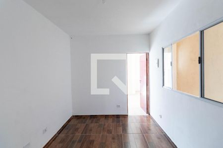 Sala de casa para alugar com 2 quartos, 80m² em Vila Ré, São Paulo