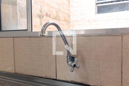 Casa para alugar com 80m², 2 quartos e sem vagaCozinha - Torneira