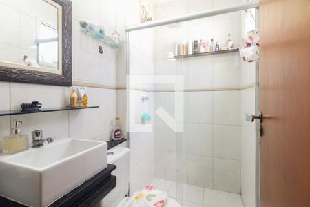 Casa de condomínio à venda com 125m², 3 quartos e 2 vagasBanheiro Suíte 