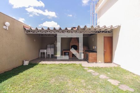 Casa de condomínio à venda com 125m², 3 quartos e 2 vagasCondomínio - Churrasqueira 