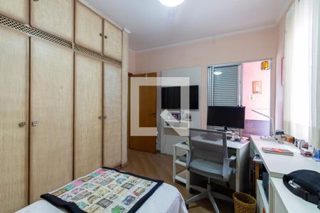 Casa à venda com 170m², 2 quartos e 2 vagas Casa à venda com 170m², 2 quartos e 2 vagasQuarto 2