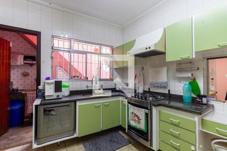Casa à venda com 170m², 2 quartos e 2 vagas Casa à venda com 170m², 2 quartos e 2 vagasCozinha