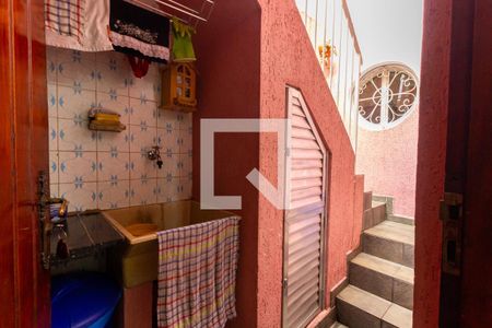 Casa à venda com 170m², 2 quartos e 2 vagas Casa à venda com 170m², 2 quartos e 2 vagasÁrea de Serviço