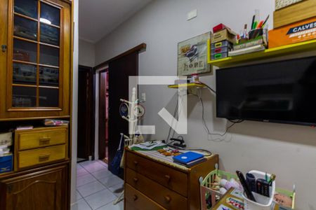 Casa à venda com 170m², 2 quartos e 2 vagas Casa à venda com 170m², 2 quartos e 2 vagasQuarto de Serviço