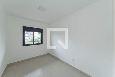 Quarto 1 de apartamento para alugar com 2 quartos, 44m² em Vila Guarani, São Paulo