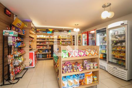 Apartamento à venda com 96m², 2 quartos e 1 vagaMini mercado