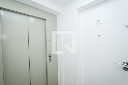Apartamento à venda com 96m², 2 quartos e 1 vagaHall Social