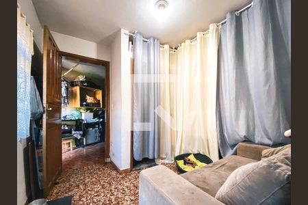 Casa à venda com 200m², 6 quartos e 3 vagasSala 2