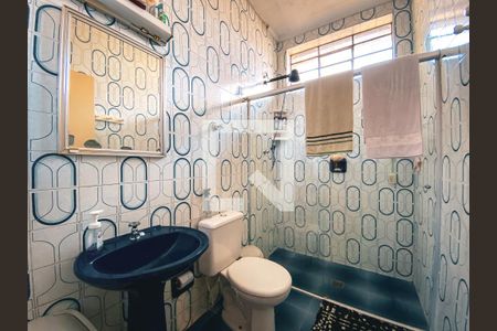 Casa à venda com 200m², 6 quartos e 3 vagasBanheiro 3