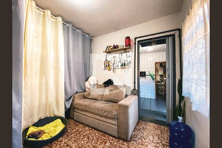 Casa à venda com 200m², 6 quartos e 3 vagasSala 2