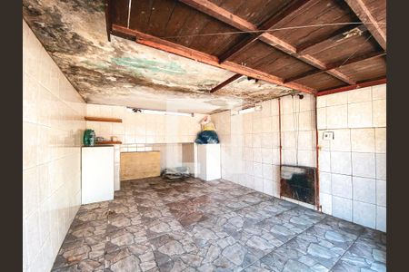 Casa à venda com 200m², 6 quartos e 3 vagasÁrea de Serviço