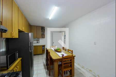 Casa à venda com 175m², 3 quartos e 3 vagasCozinha