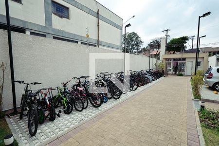 Apartamento à venda com 33m², 2 quartos e sem vaga Apartamento à venda com 33m², 2 quartos e sem vagaÁrea comum - bicicletário