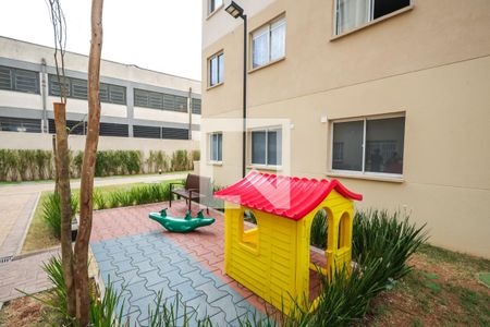 Apartamento à venda com 33m², 2 quartos e sem vaga Apartamento à venda com 33m², 2 quartos e sem vagaÁrea comum - Playground