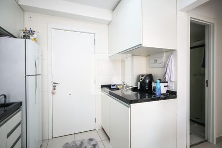 Sala e cozinha de apartamento à venda com 2 quartos, 33m² em Sacomã, São Paulo