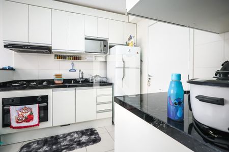 Sala e cozinha de apartamento à venda com 2 quartos, 33m² em Sacomã, São Paulo