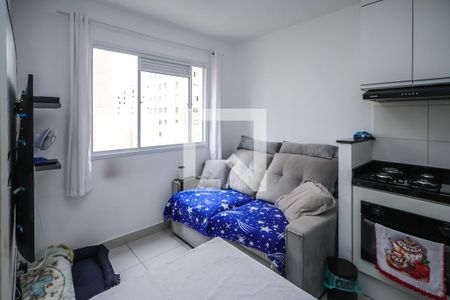 Sala e cozinha de apartamento à venda com 2 quartos, 33m² em Sacomã, São Paulo