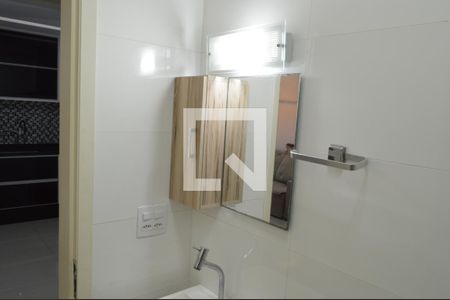 Casa de condomínio à venda com 250m², 2 quartos e 3 vagasBanheiro