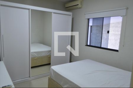 Casa de condomínio à venda com 250m², 2 quartos e 3 vagasQuarto