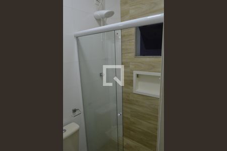 Casa de condomínio à venda com 250m², 2 quartos e 3 vagasBanheiro da Suíte