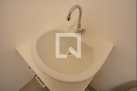 Apartamento à venda com 58m², 2 quartos e 1 vagaBanheiro Corredor