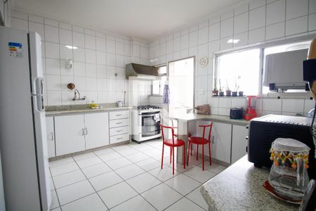 Apartamento para alugar com 250m², 3 quartos e 1 vaga Apartamento para alugar com 250m², 3 quartos e 1 vagaCozinha