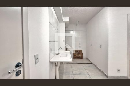 Apartamento para alugar com 35m², 2 quartos e sem vaga Apartamento para alugar com 35m², 2 quartos e sem vagaCozinha e Área de Serviço