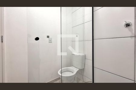 Apartamento para alugar com 35m², 2 quartos e sem vaga Apartamento para alugar com 35m², 2 quartos e sem vagaBanheiro