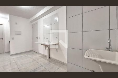 Apartamento para alugar com 35m², 2 quartos e sem vaga Apartamento para alugar com 35m², 2 quartos e sem vagaCozinha e Área de Serviço