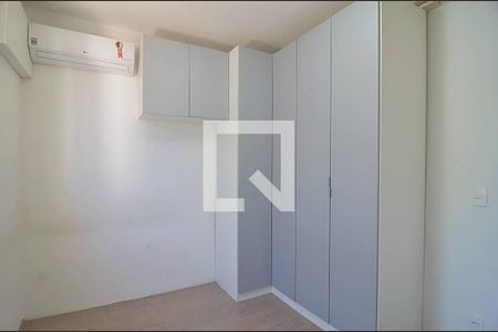Quarto 2 de apartamento à venda com 2 quartos, 42m² em Centro, Canoas